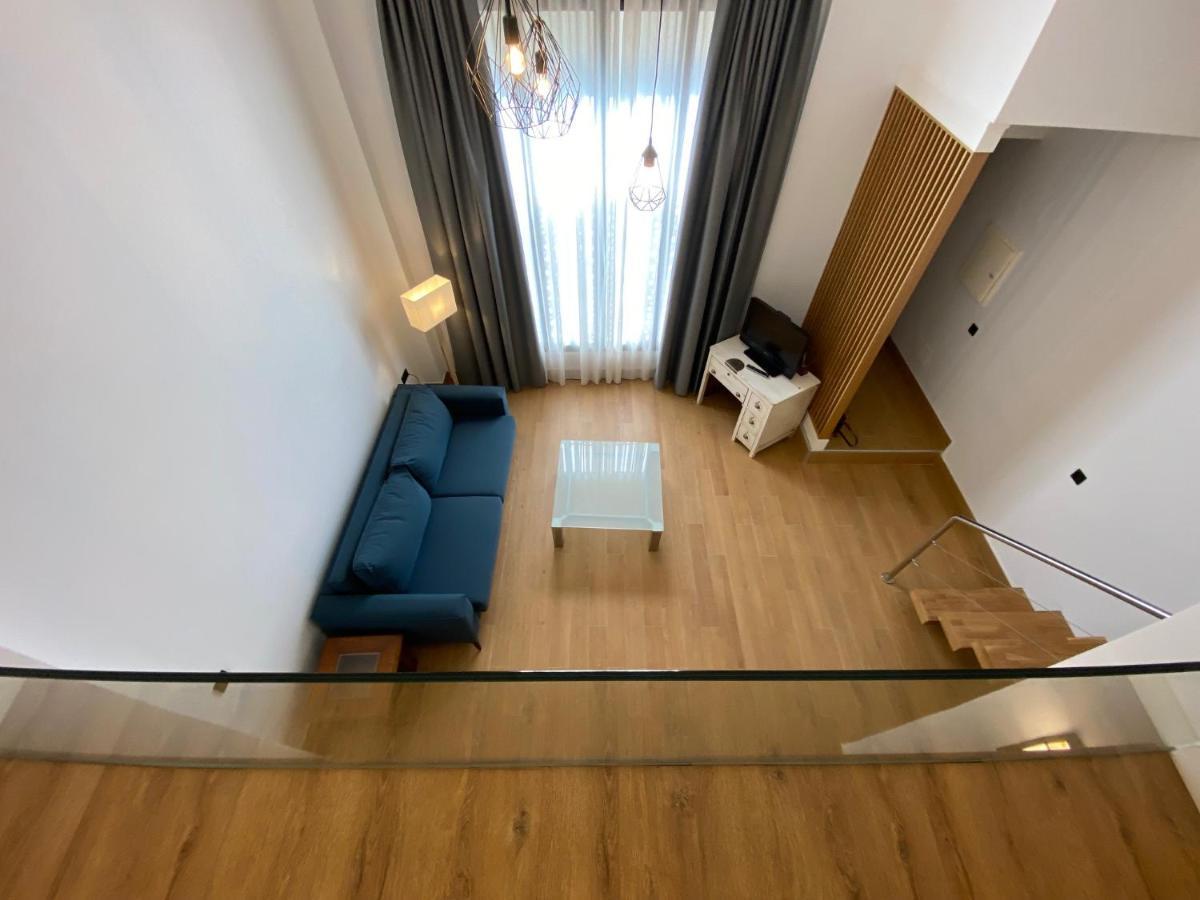 Appartamento Loft Laura Nervion Siviglia Esterno foto